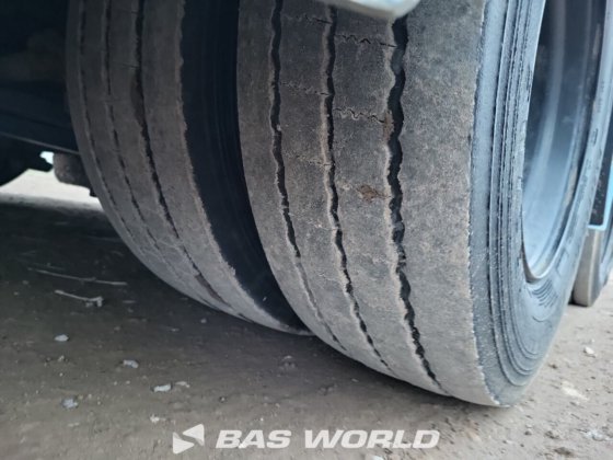 涡轮-荷特低平台半挂车