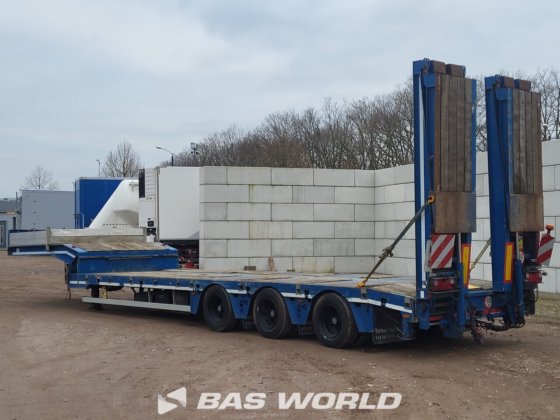 涡轮-荷特低平台半挂车