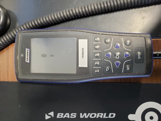 涡轮-荷特低平台半挂车