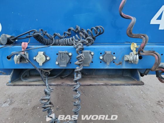 涡轮-荷特低平台半挂车