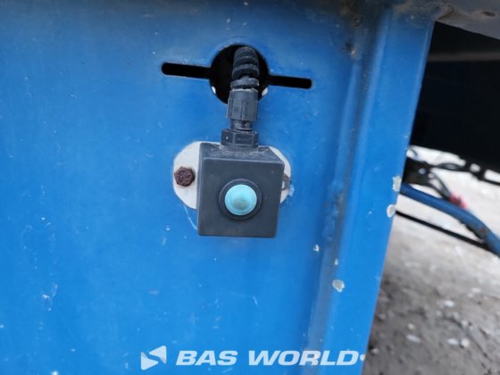 涡轮-荷特低平台半挂车