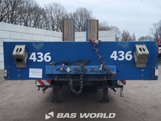 涡轮-荷特低平台半挂车