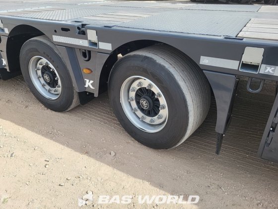 ケスボーラー ローローダー・セミトレーラー