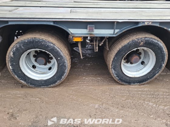 朗根多夫低装载半挂车