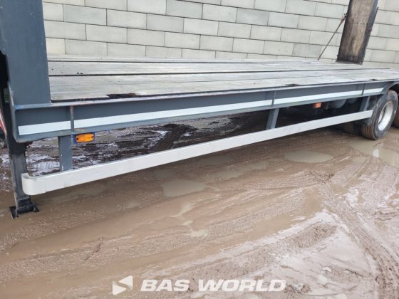 朗根多夫低装载半挂车