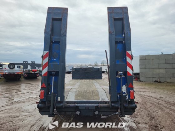 朗根多夫低装载半挂车