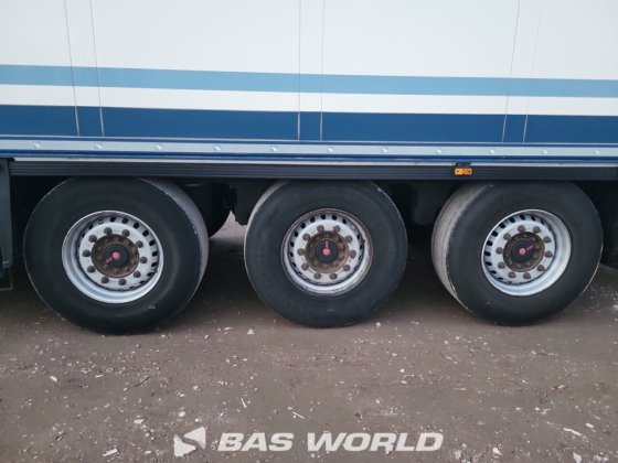 シュミッツ冷凍セミトレーラー