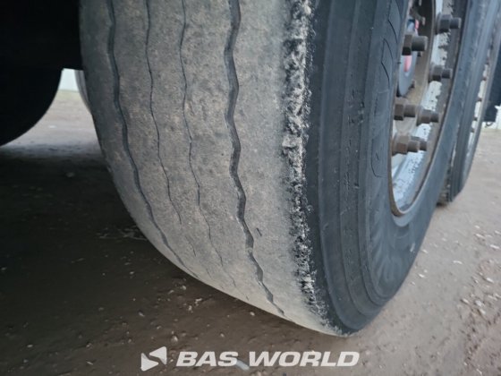 シュミッツ冷凍セミトレーラー