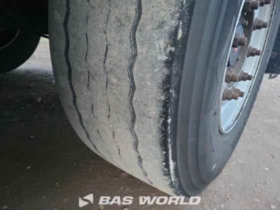 シュミッツ冷凍セミトレーラー