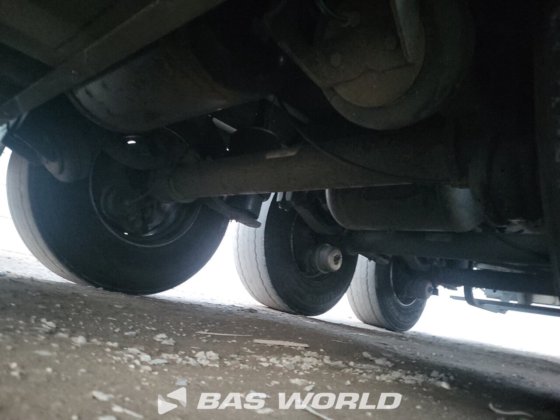 シュミッツ冷凍セミトレーラー