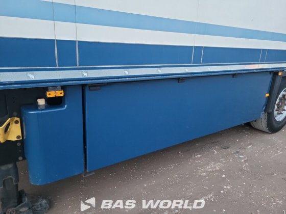 シュミッツ冷凍セミトレーラー