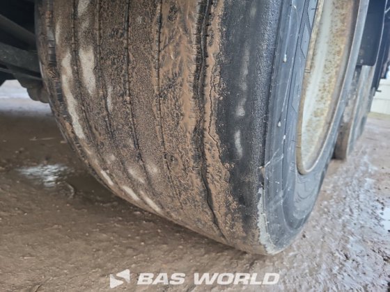 クローネカーテンサイドセミトレーラー