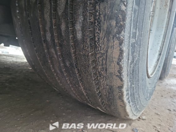 クローネカーテンサイドセミトレーラー