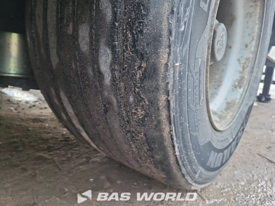 Krone 帘式半挂车