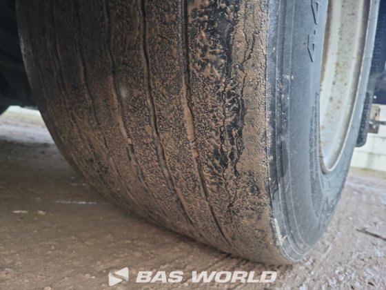 Krone 帘式半挂车