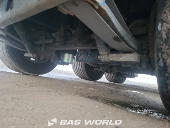 クローネカーテンサイドセミトレーラー