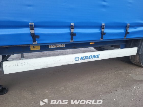 クローネカーテンサイドセミトレーラー