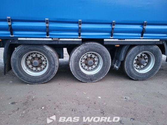 Krone 帘式半挂车