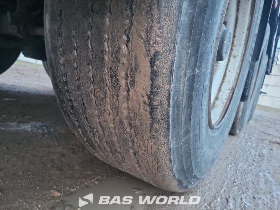 Krone 帘式半挂车