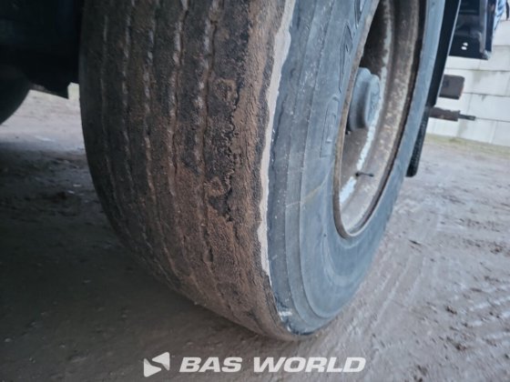 Krone 帘式半挂车