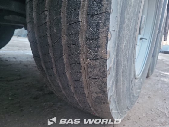 Krone 帘式半挂车