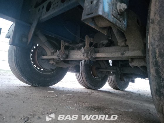 Krone 帘式半挂车