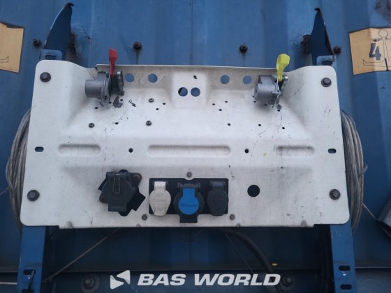 Krone 帘式半挂车