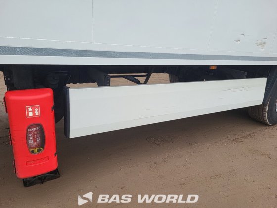 クローネ冷凍セミトレーラ