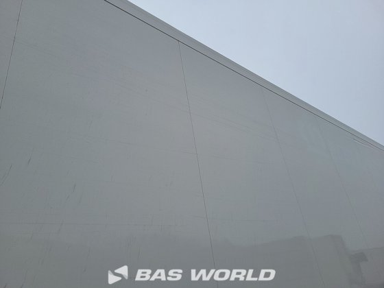 クローネ冷凍セミトレーラ