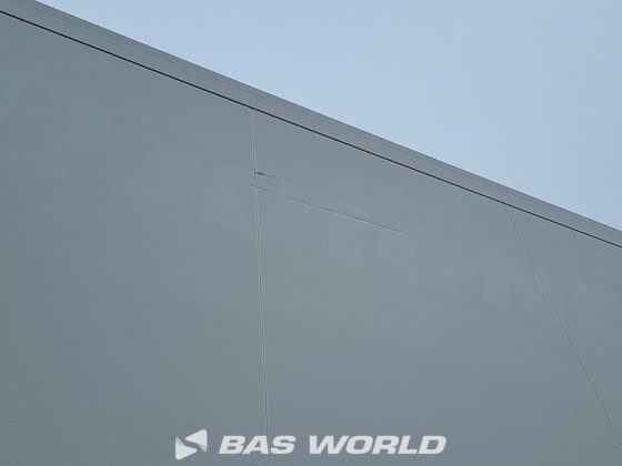 クローネ冷凍セミトレーラ