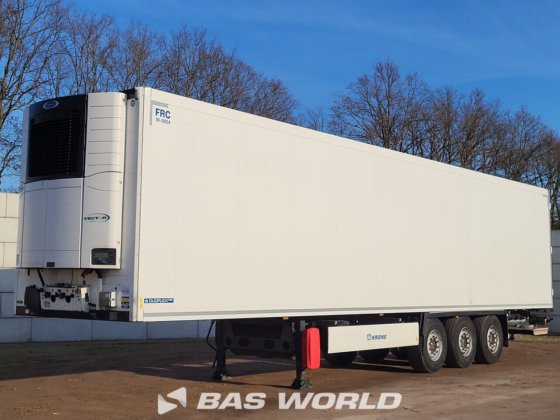 クローネ冷凍セミトレーラ