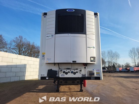 クローネ冷凍セミトレーラ