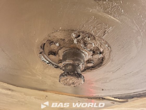 クローネ冷凍セミトレーラ