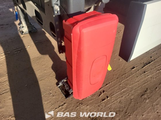 クローネ冷凍セミトレーラ