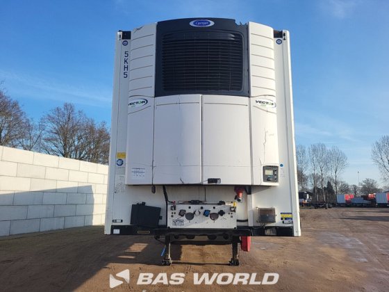 クローネ冷凍セミトレーラ