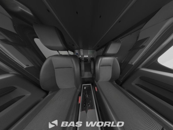 雪铁龙 Jumpy 177pk 封闭箱式货车