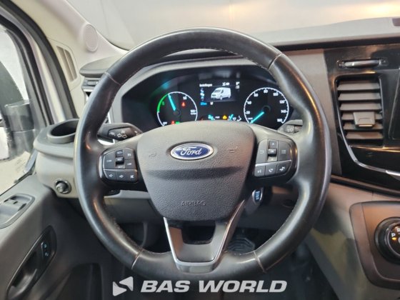 福特封闭箱式货车