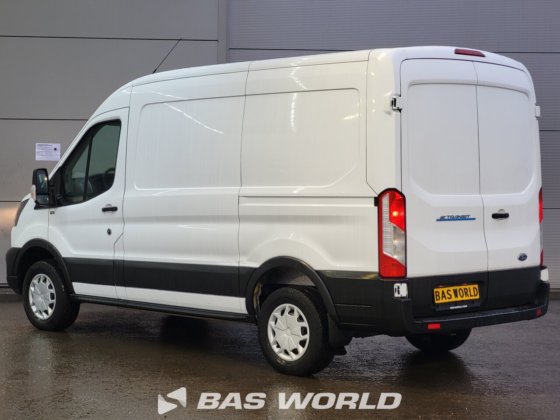 福特封闭箱式货车