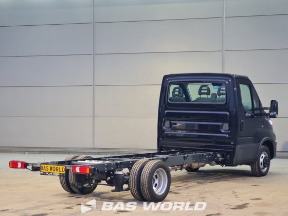 イヴェコ・デイリー 35C18 シャーシ