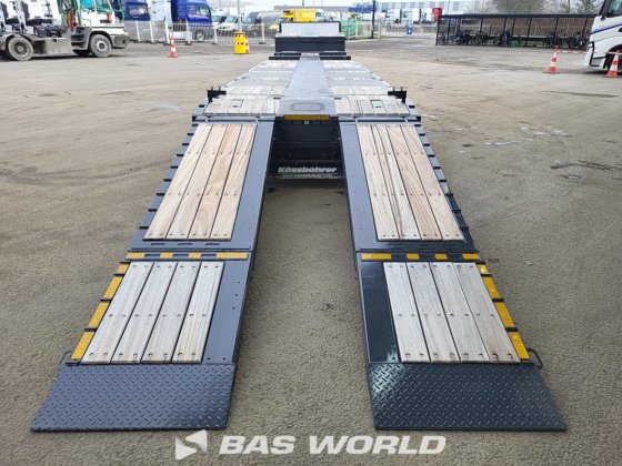 Kässbohrer 低装载半挂车