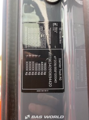 メルセデス アクトロス 1853 4X2 トラクターユニット