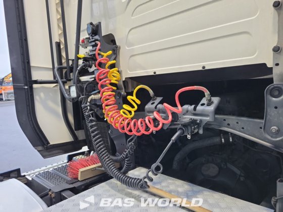 斯堪尼亚 S410 4X2 牵引车组