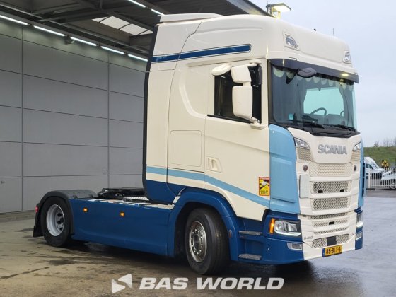 斯堪尼亚 S410 4X2 牵引车组