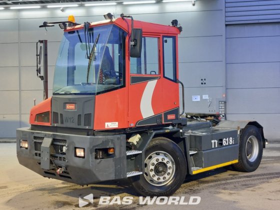 卡尔玛码头拖拉机