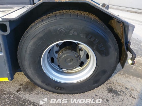 卡尔玛码头拖拉机