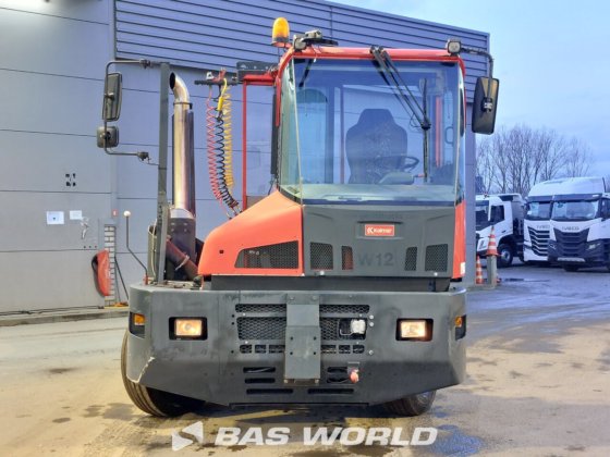 卡尔玛码头拖拉机