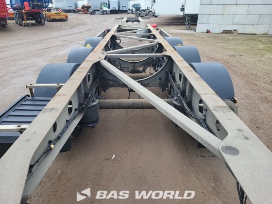 范霍尔集装箱底盘