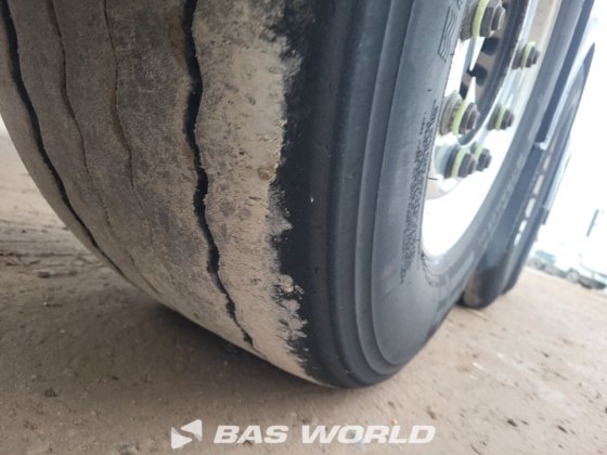 范霍尔集装箱底盘