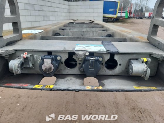 范霍尔集装箱底盘