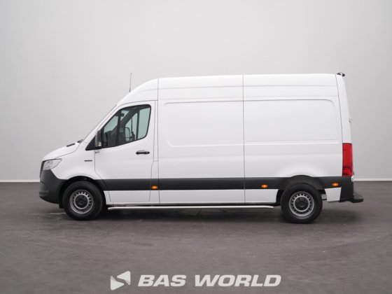 梅赛德斯eSprinter 312封闭式厢式货车